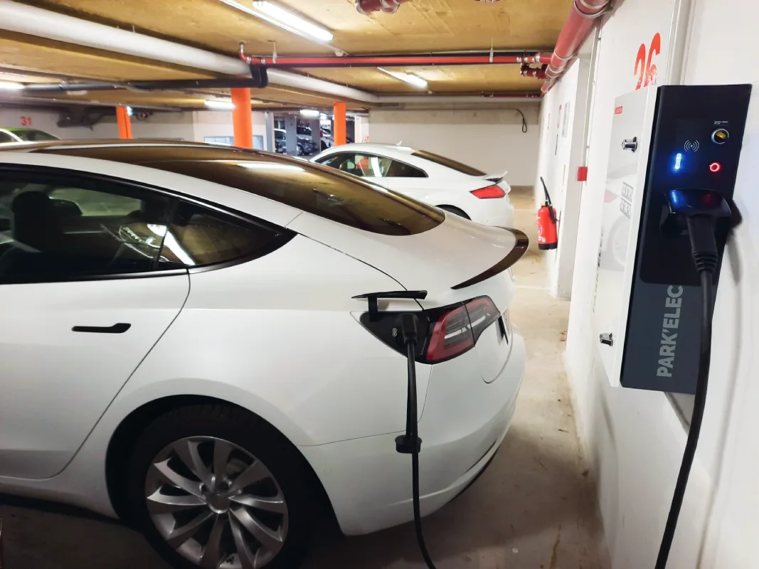 voiture en charge